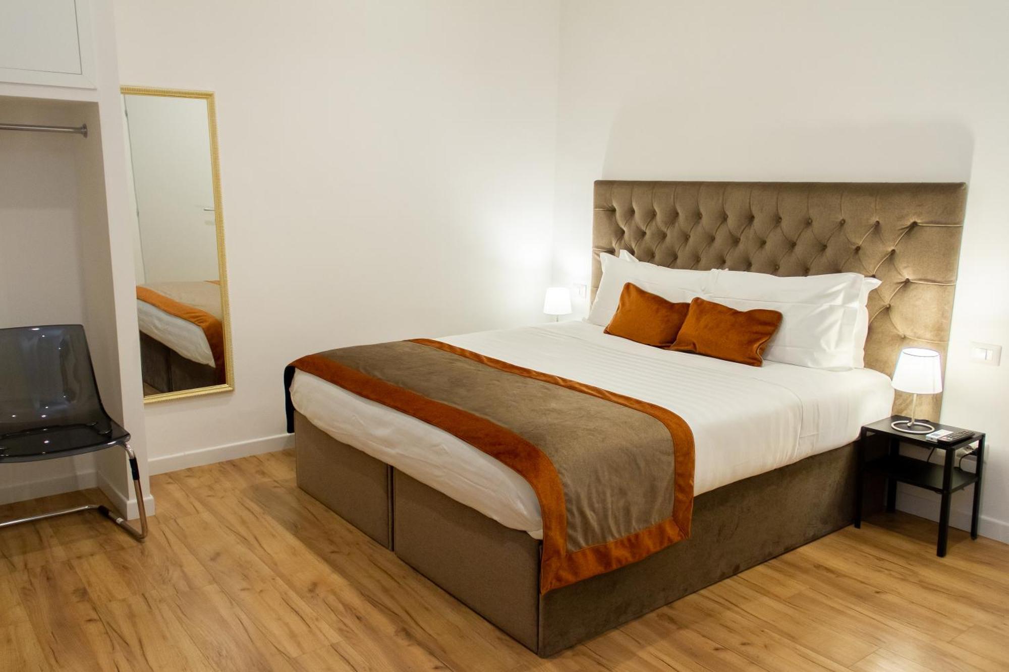 Maison d'hôtes At St. Peter Rooms&apartment